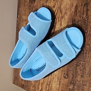 Silverts Blue Easy Closure Indoor Outdoor Sandal Slipper Womens Size 9